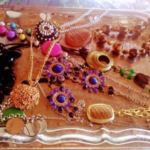 Necklace lot